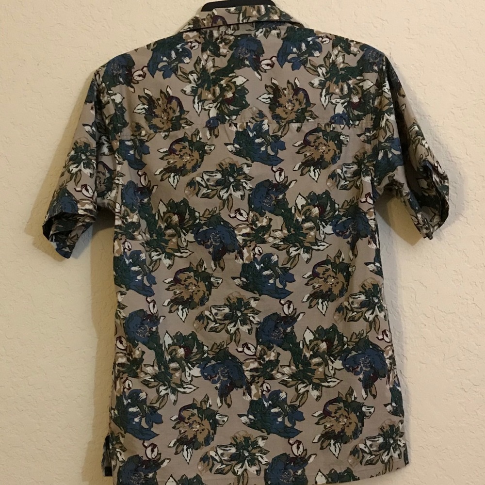 Floral Pattern Button Down Short Sleeve - image 3